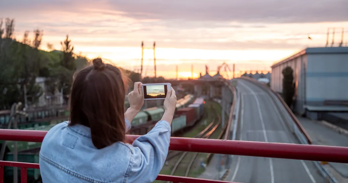 Bahn oder Auto auf Langstrecke: Was ist besser?